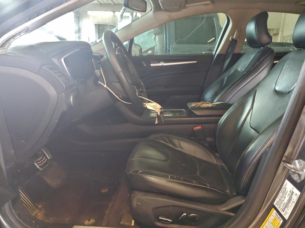 FORD FUSION TITANIUM