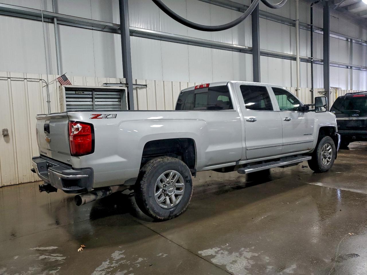 CHEVROLET SILVERADO K3500 LTZ