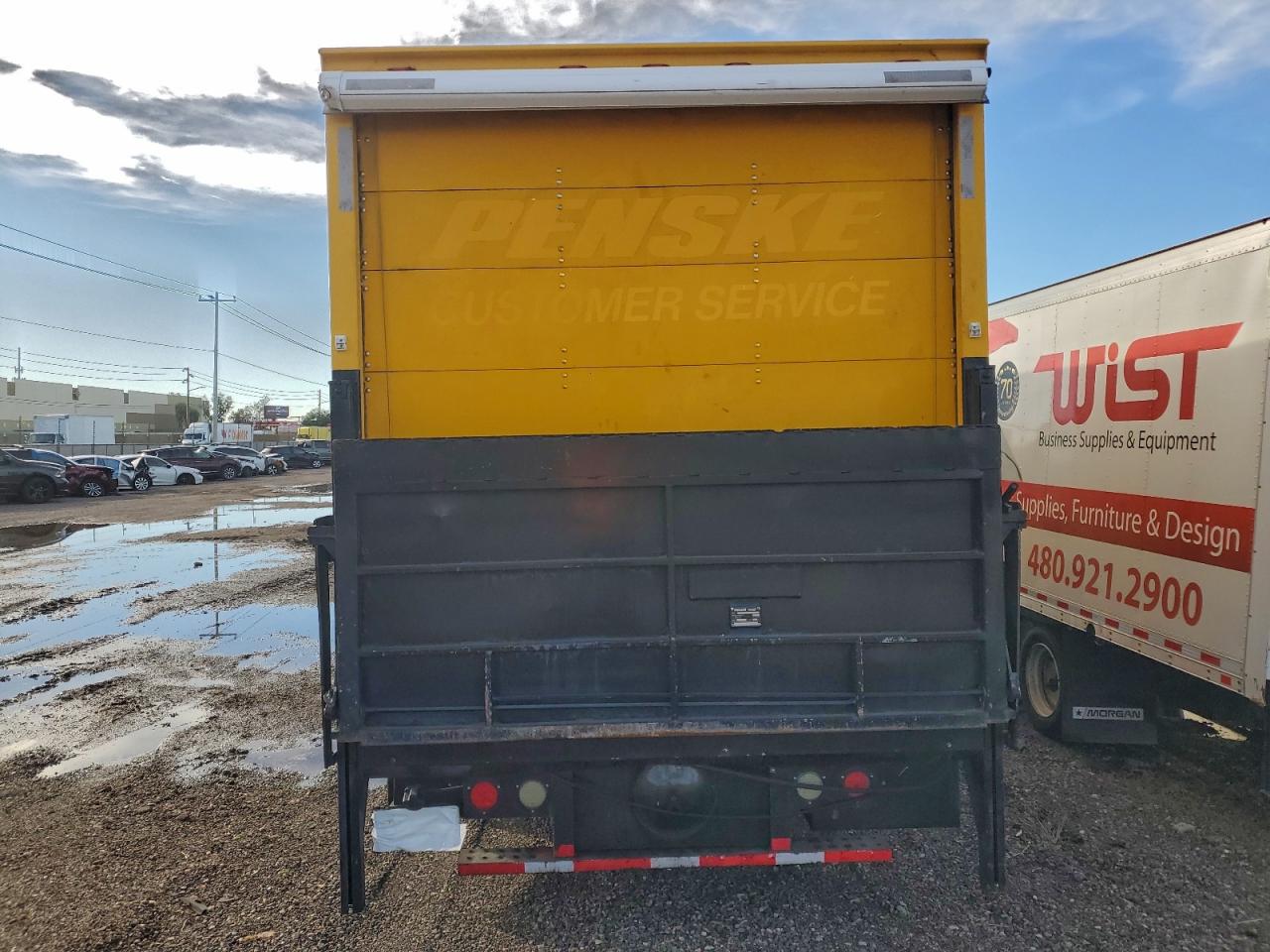 Lot #3302663052 2013 FREIGHTLINER M2 106 MED