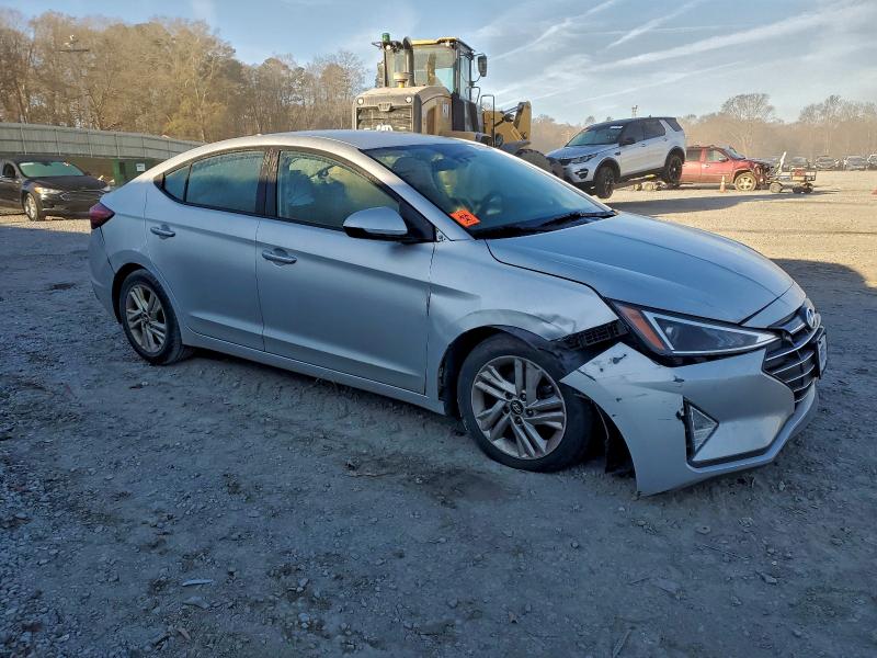 2019 HYUNDAI ELANTRA SE #3301708392