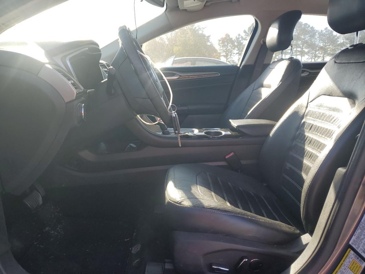 FORD FUSION SE HYBRID