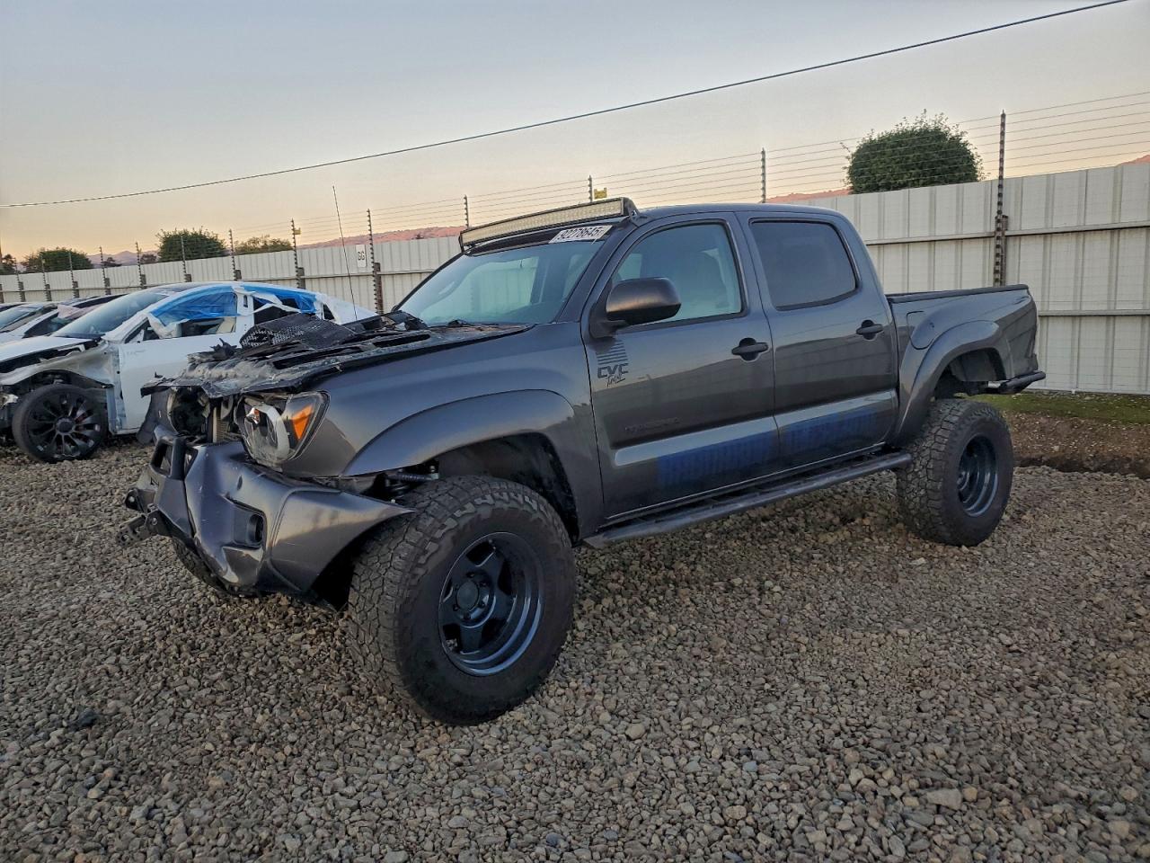 TOYOTA TACOMA DOUBLE CAB