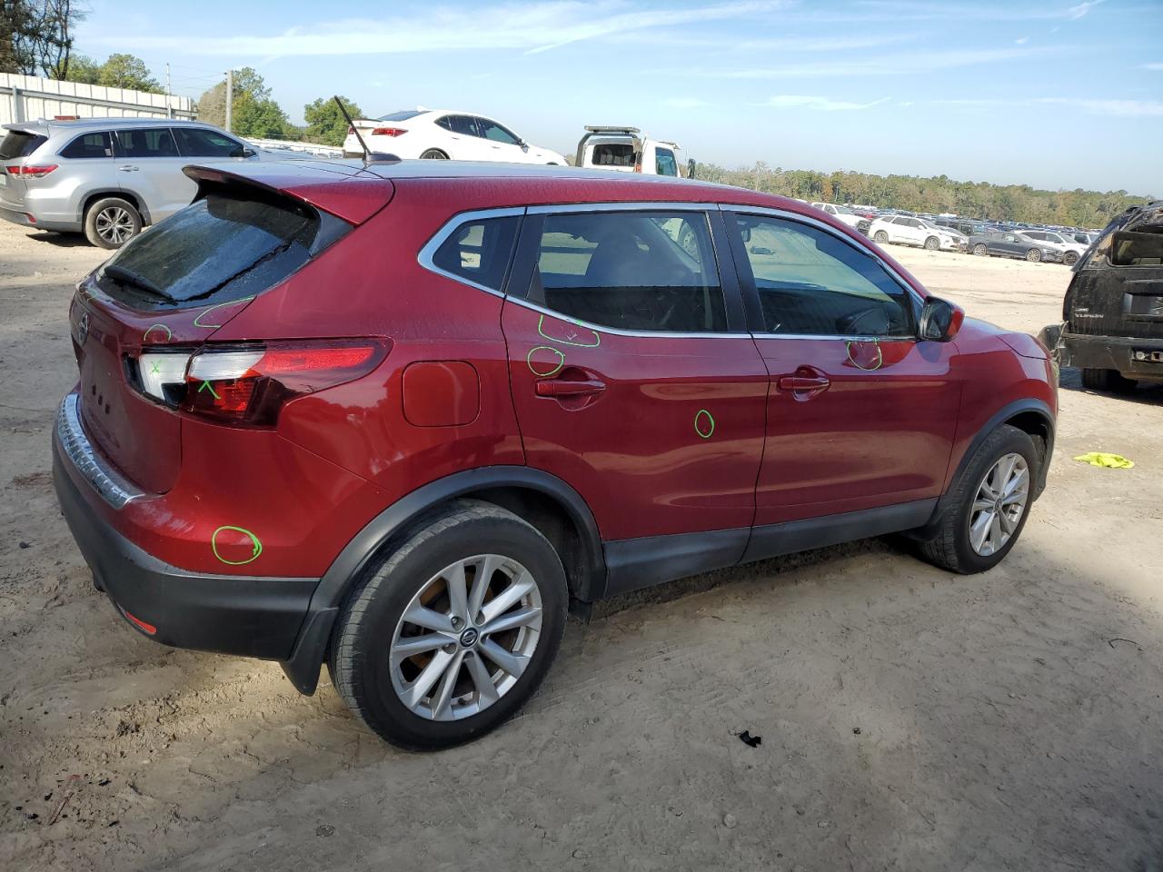 NISSAN ROGUE SPORT S