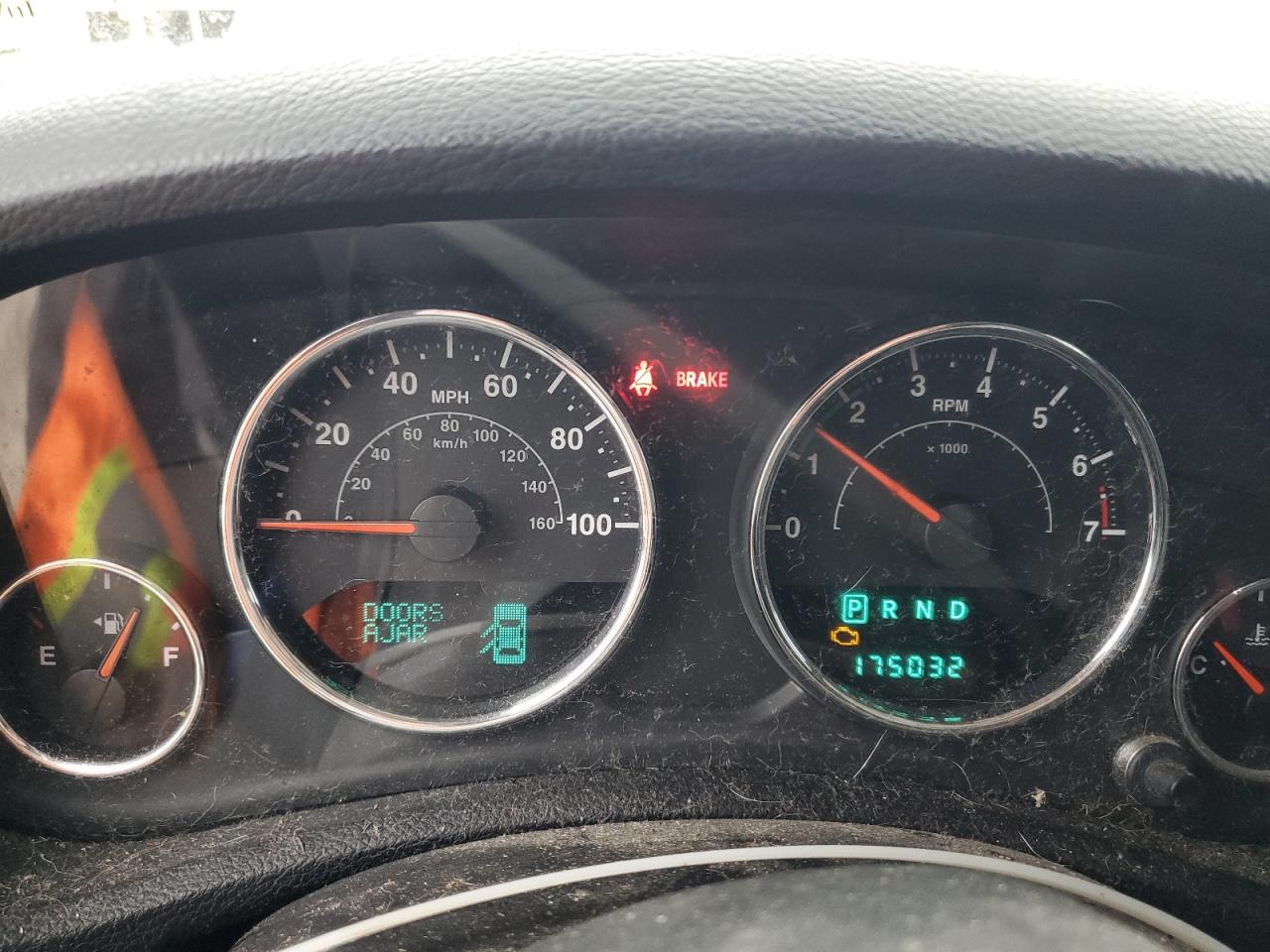 JEEP WRANGLER SAHARA