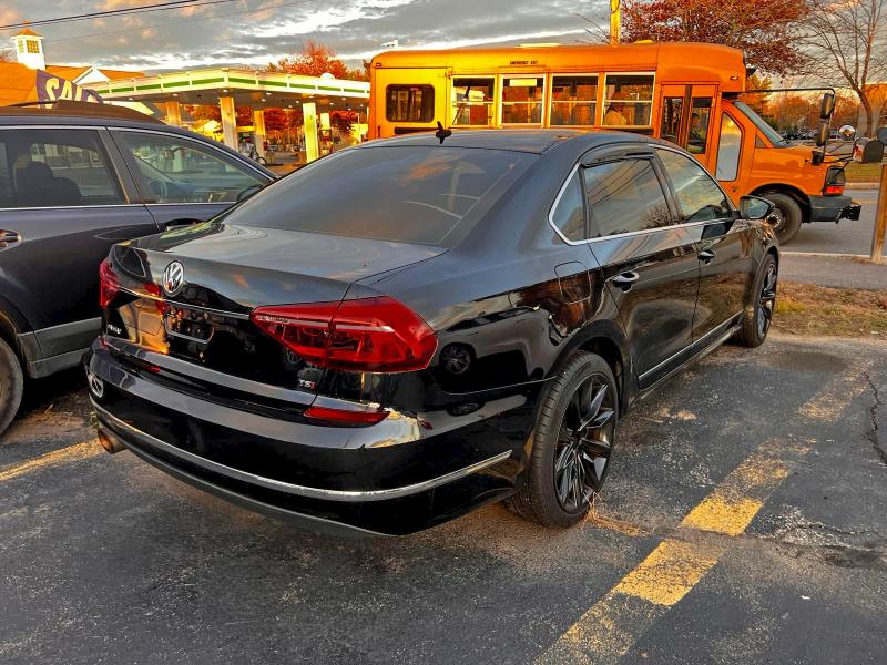 2017 VOLKSWAGEN PASSAT S #3294272892