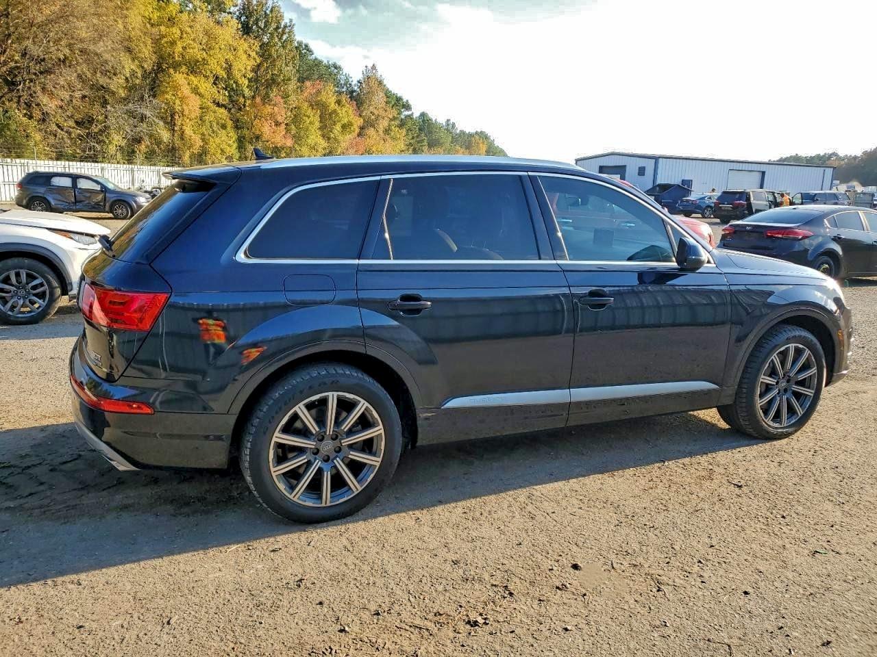 AUDI Q7 PREMIUM