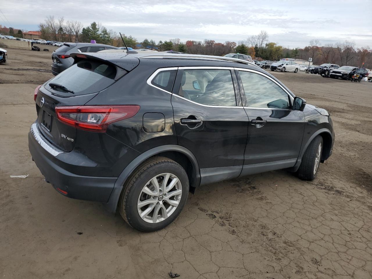 NISSAN ROGUE SPORT S