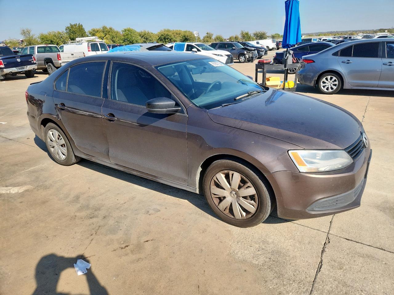 VOLKSWAGEN JETTA BASE