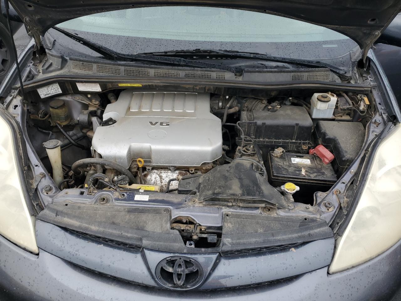 Lot #3281532441 2007 TOYOTA SIENNA XLE