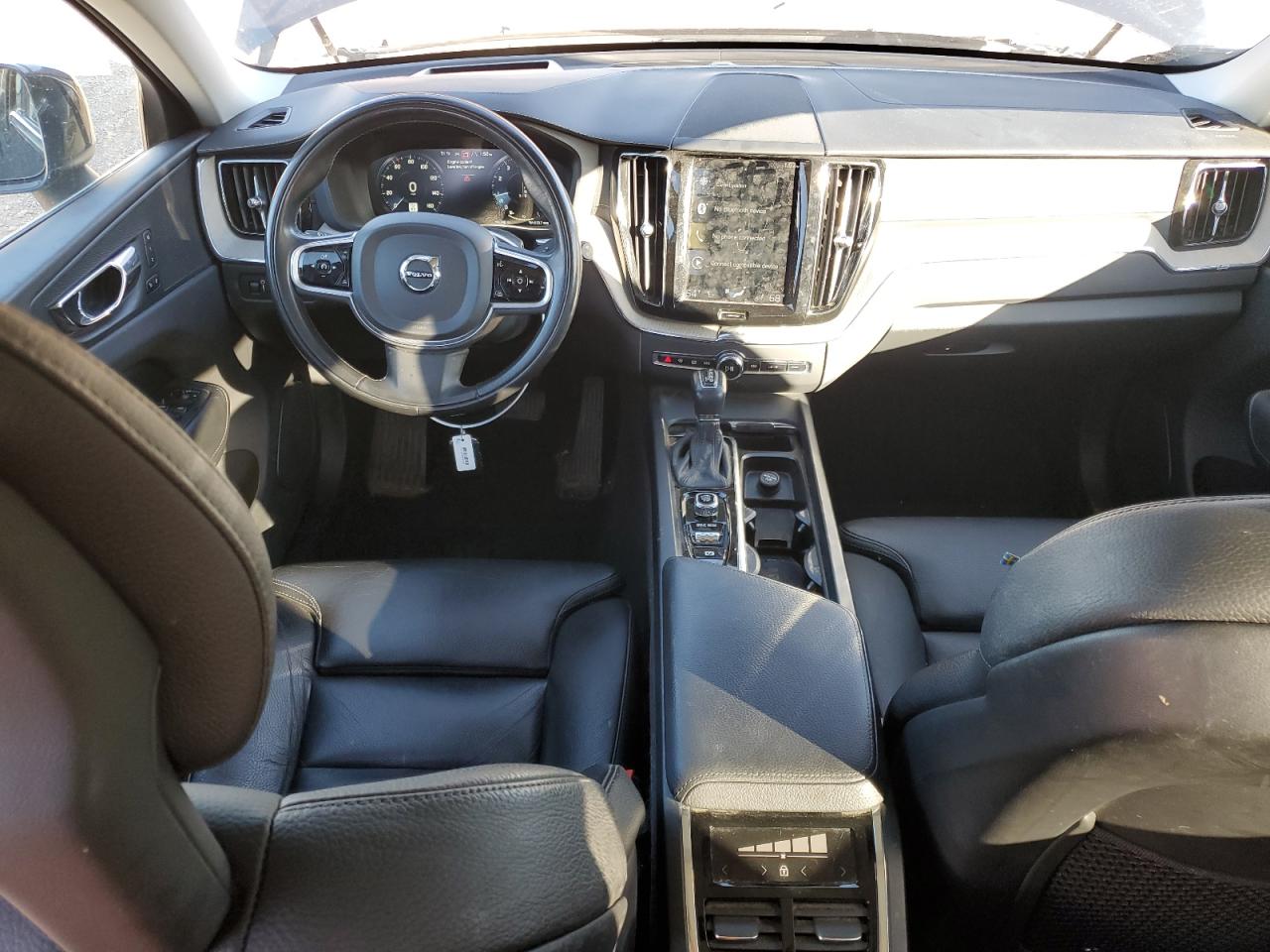 VOLVO XC60 T5 INSCRIPTION