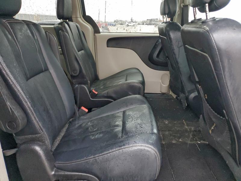 2016 CHRYSLER TOWN & COU #3301605747