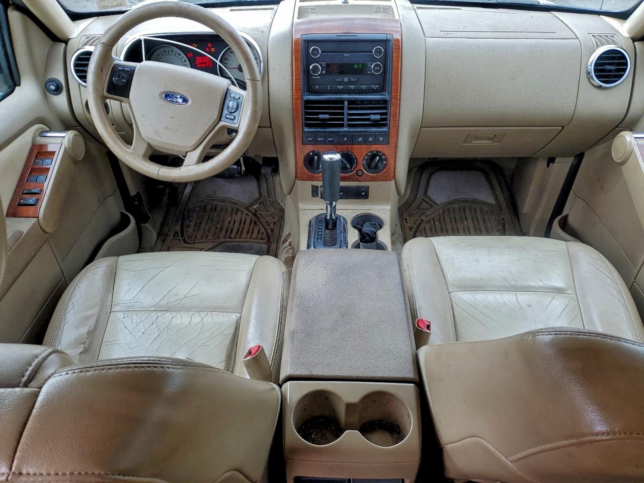 FORD EXPLORER EDDIE BAUER