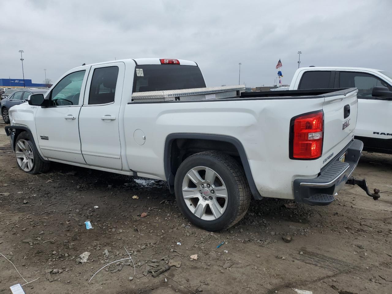 GMC SIERRA K1500 SLE