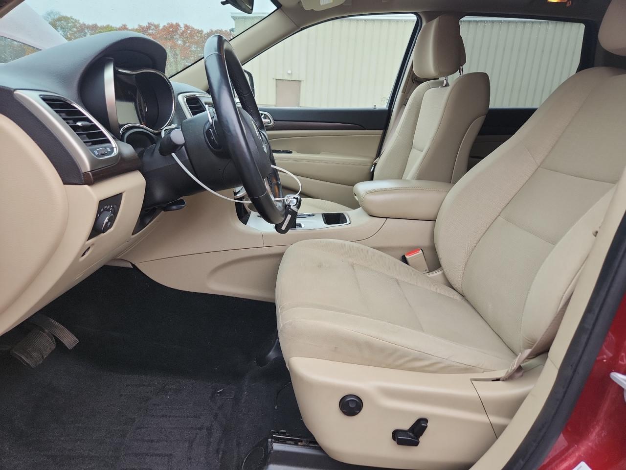 JEEP GRAND CHEROKEE LAREDO