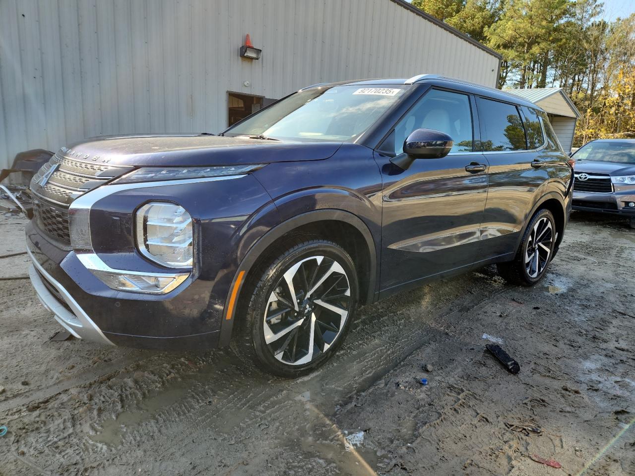 MITSUBISHI OUTLANDER SEL