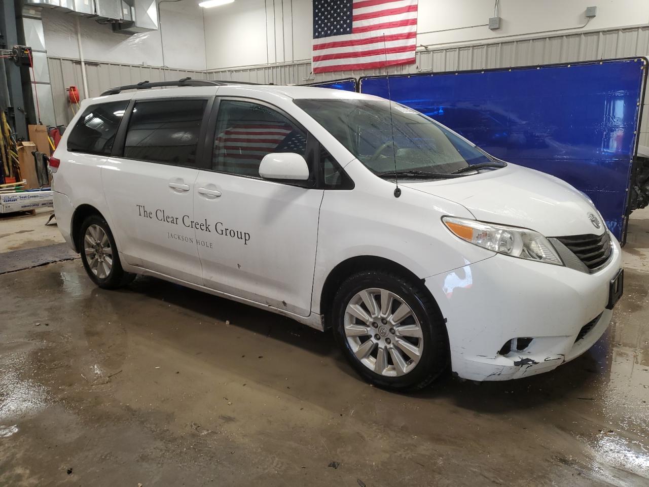Lot #3287719164 2013 TOYOTA SIENNA LE