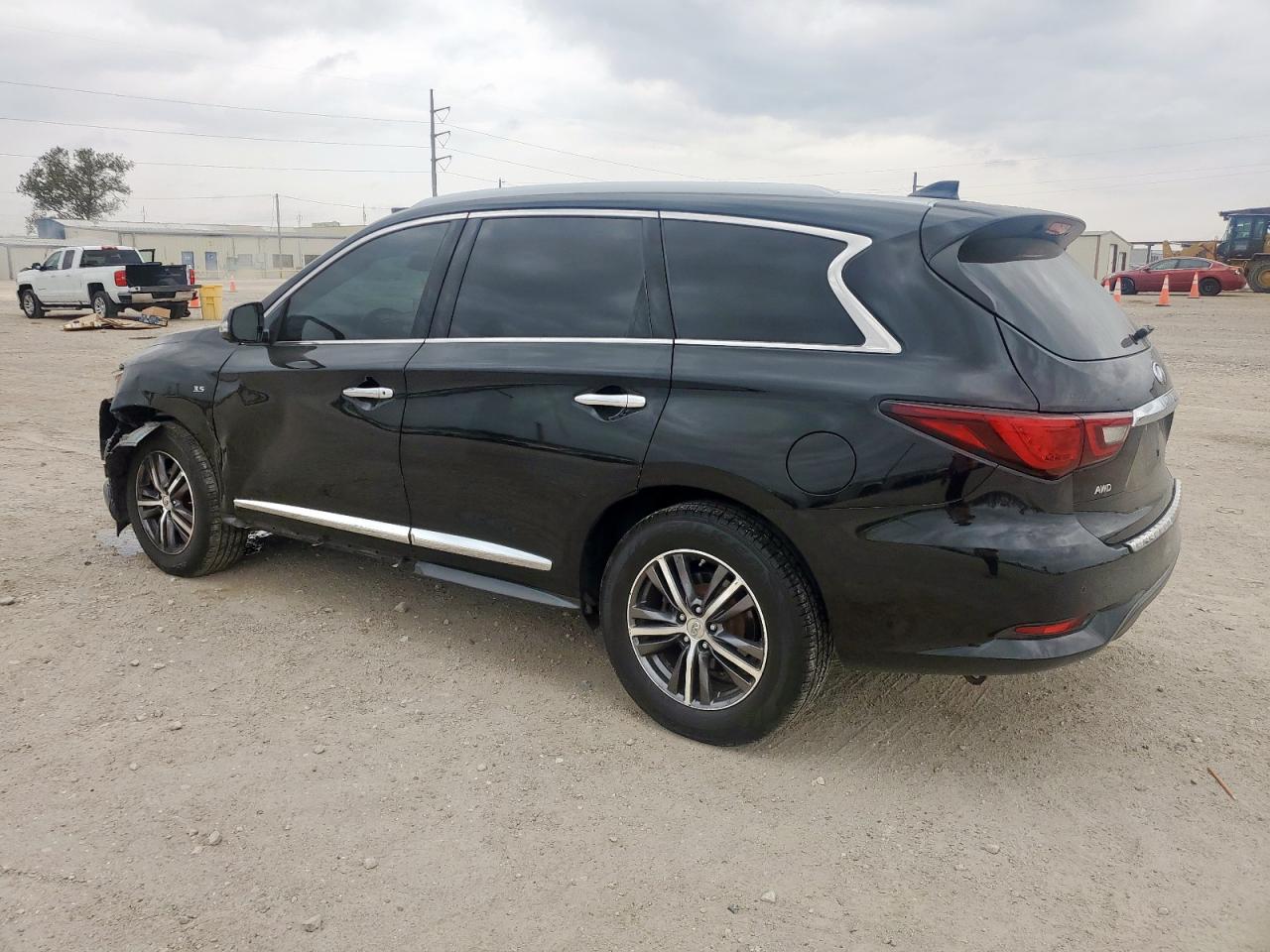 INFINITI QX60 LUXE