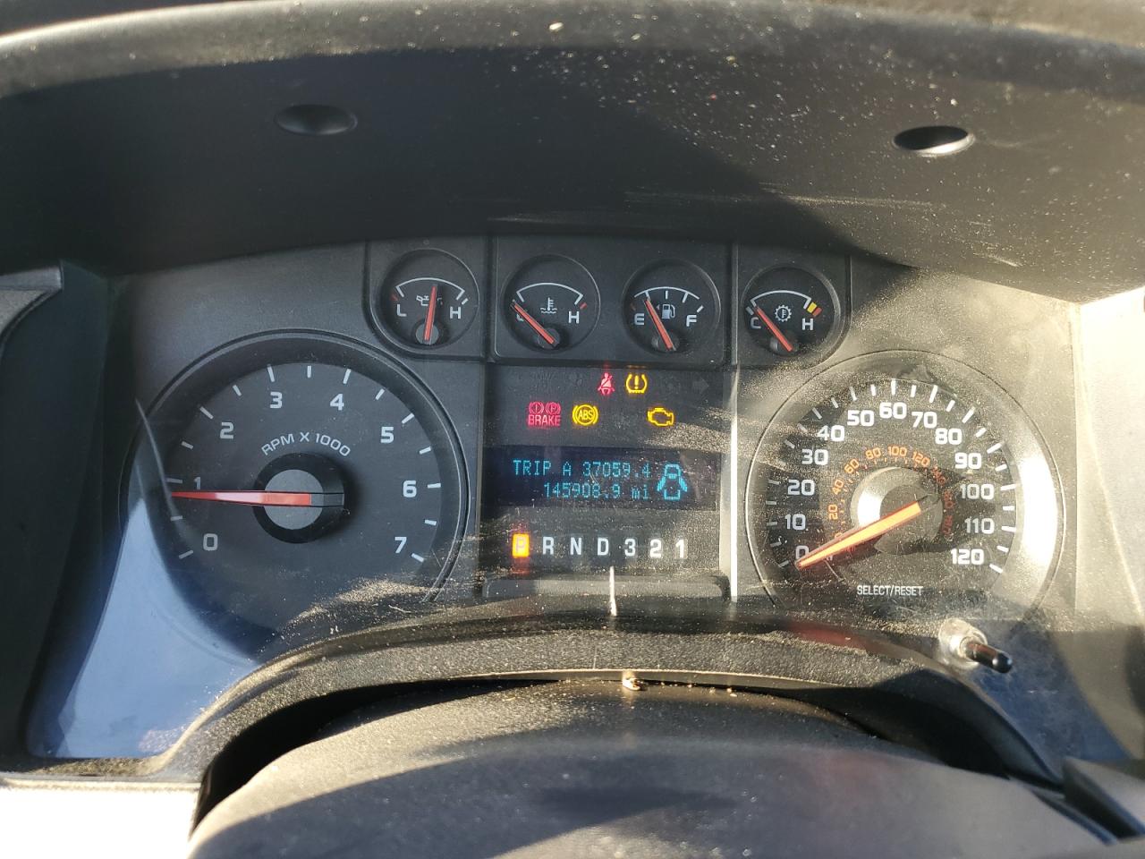 FORD F-150 SUPER CAB