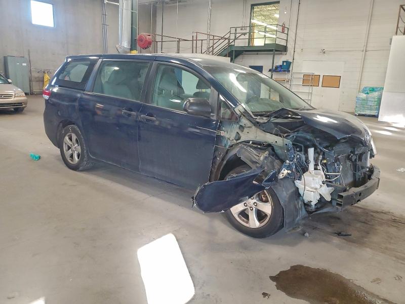 2011 TOYOTA SIENNA #3312435627