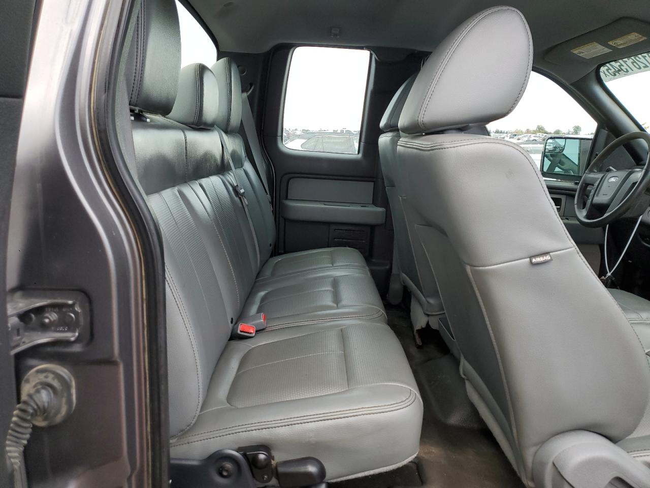 FORD F-150 SUPER CAB