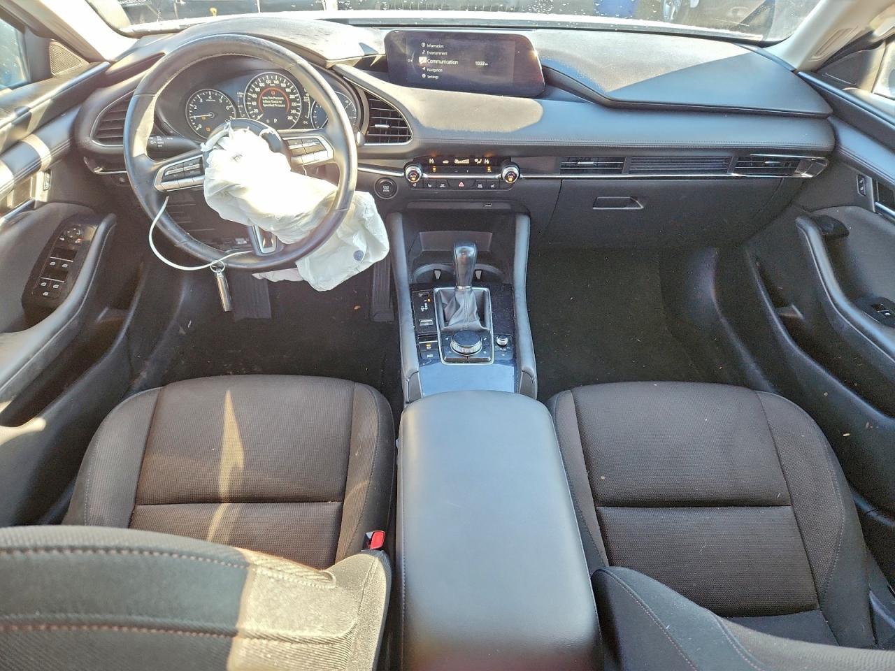 MAZDA 3 PREFERRED PLUS