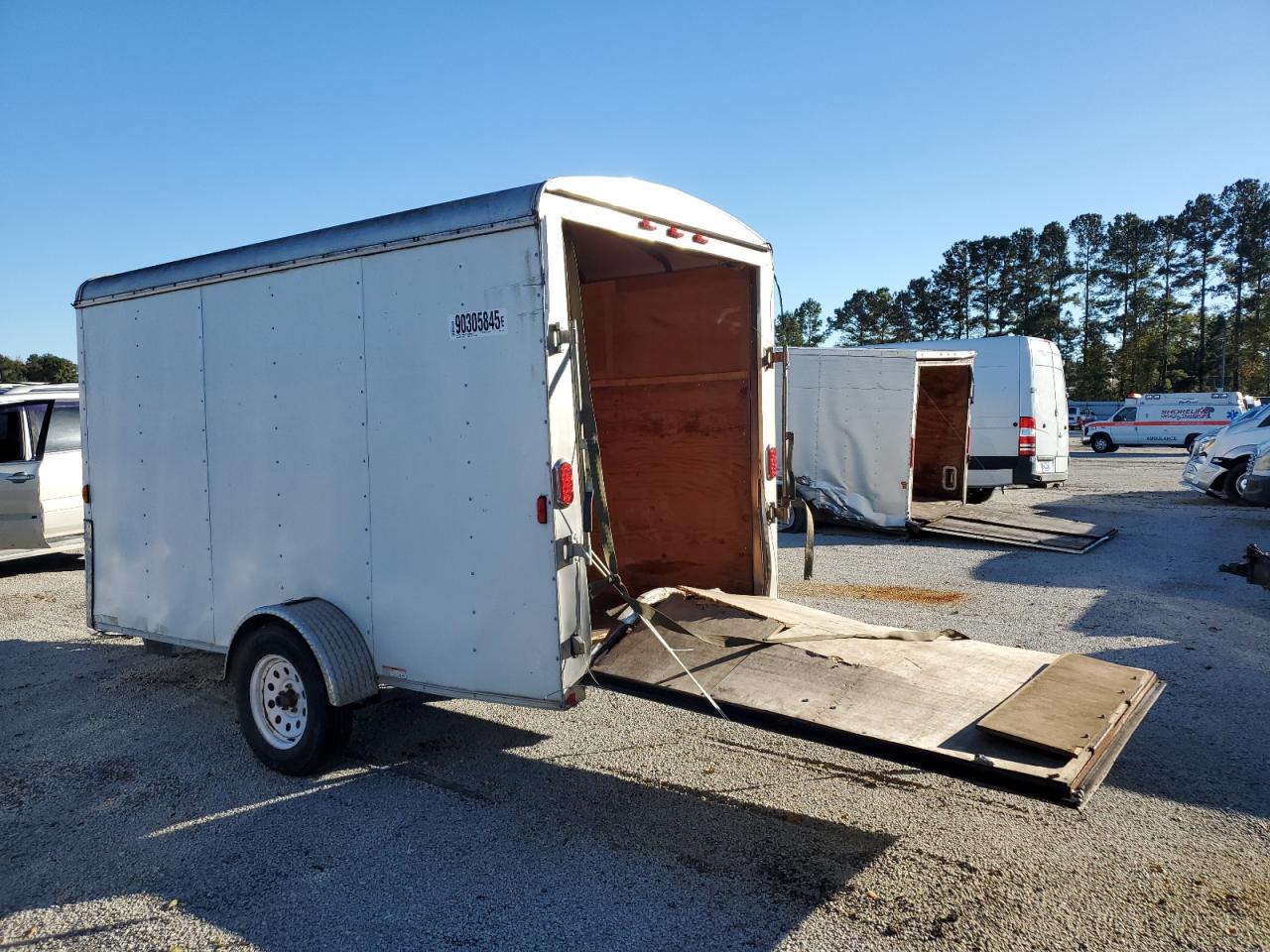 Lot #3311572239 2010 CARRYON ENCLOSED C