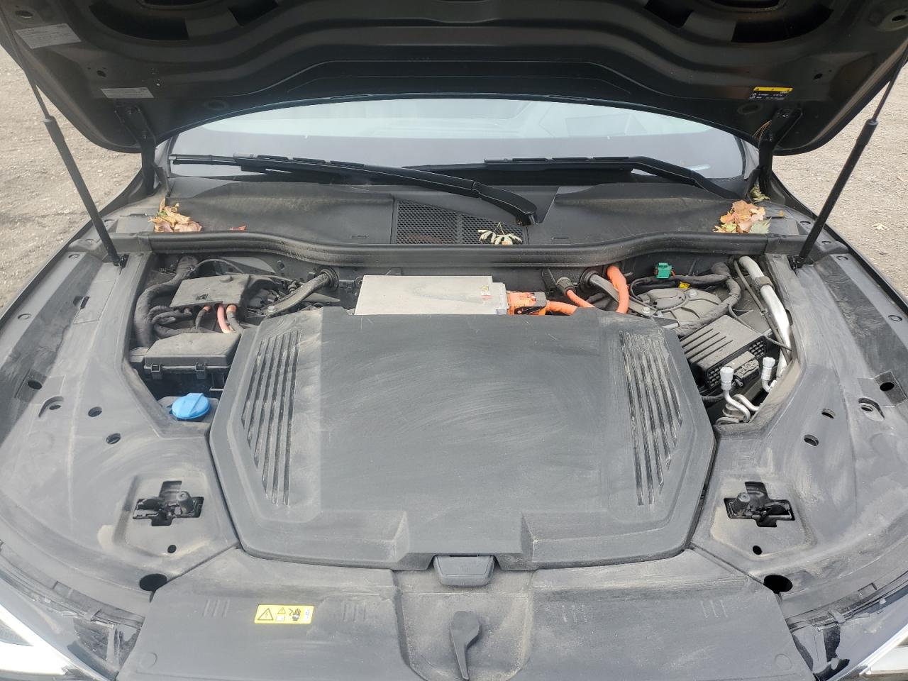 AUDI E-TRON PRESTIGE