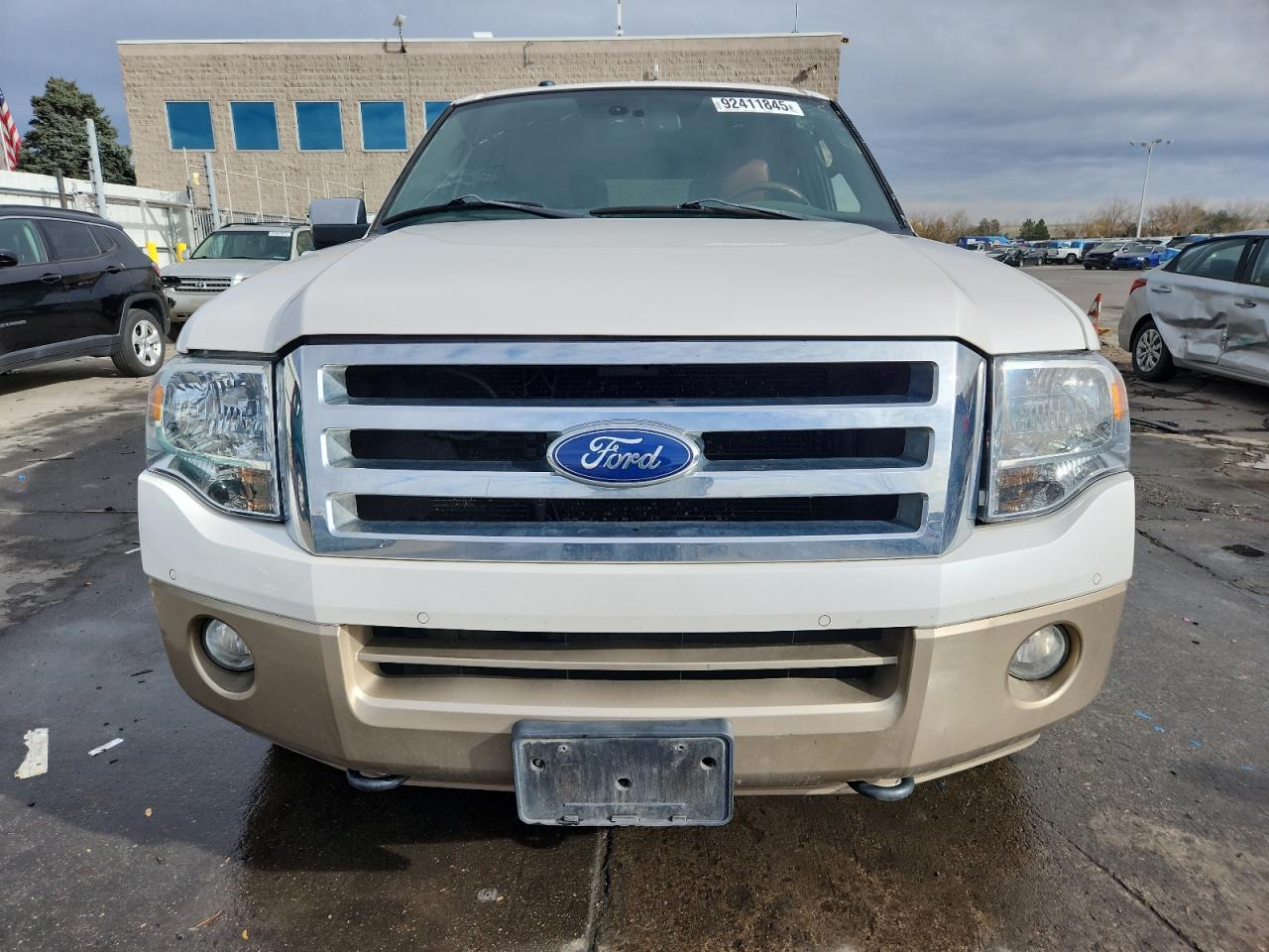 FORD EXPEDITION EL XLT