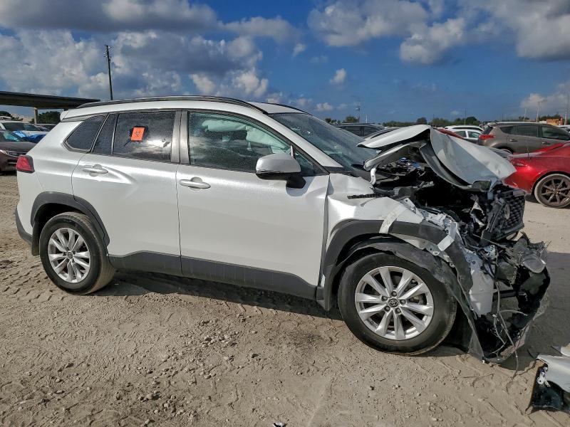 2023 TOYOTA COROLLA CR #3301782392