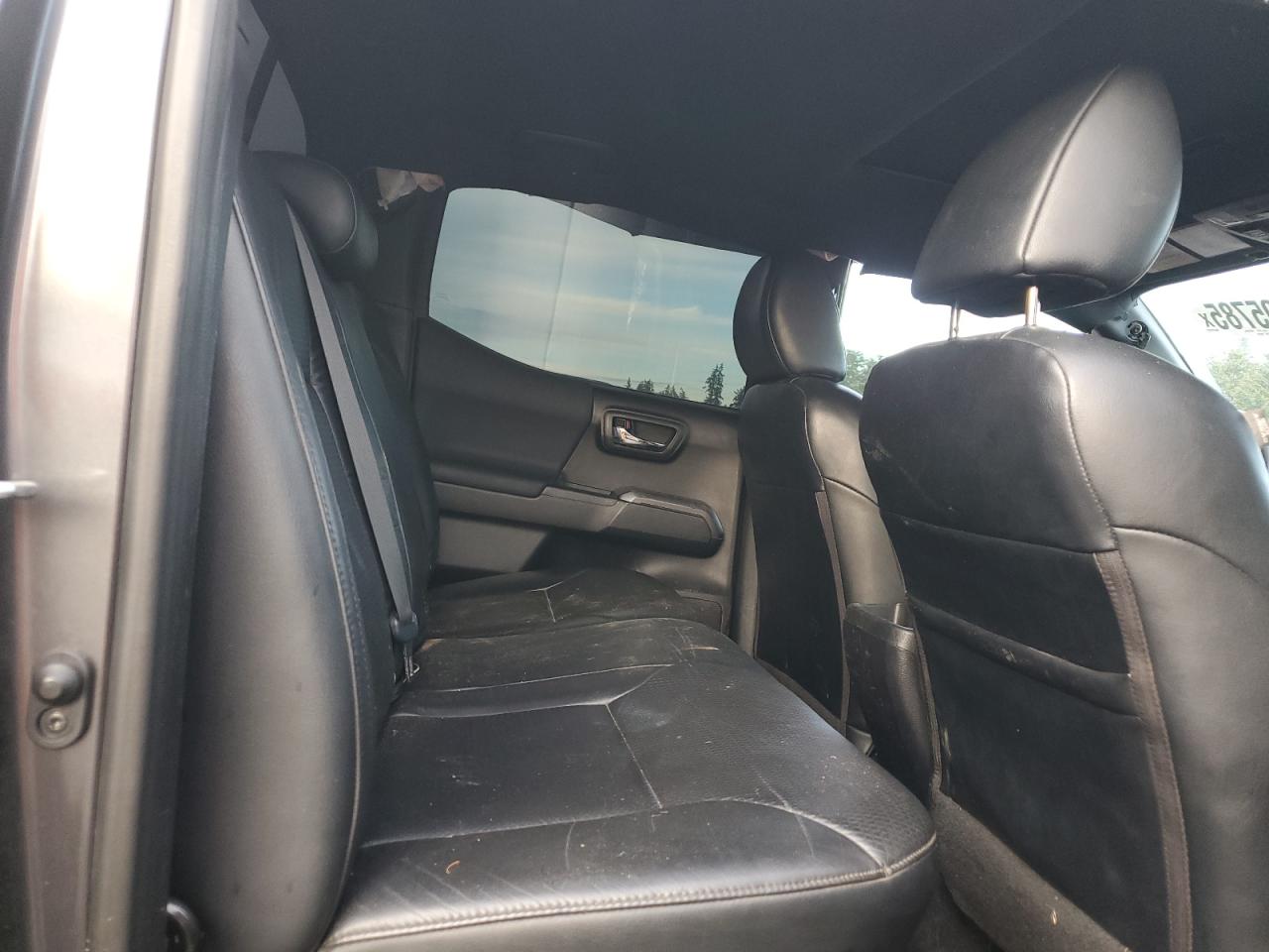 TOYOTA TACOMA DOUBLE CAB