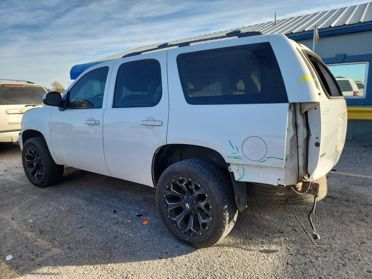 CHEVROLET TAHOE K1500 LT