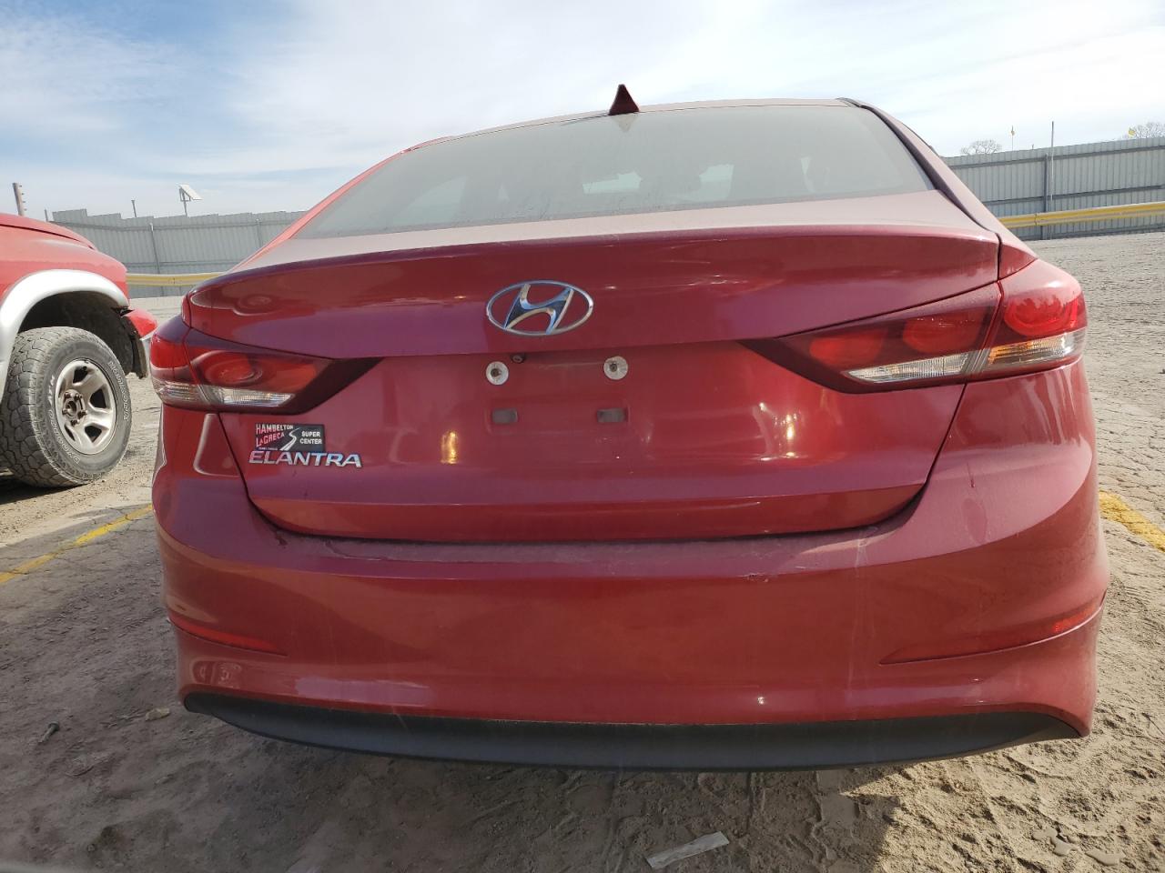 HYUNDAI ELANTRA SE