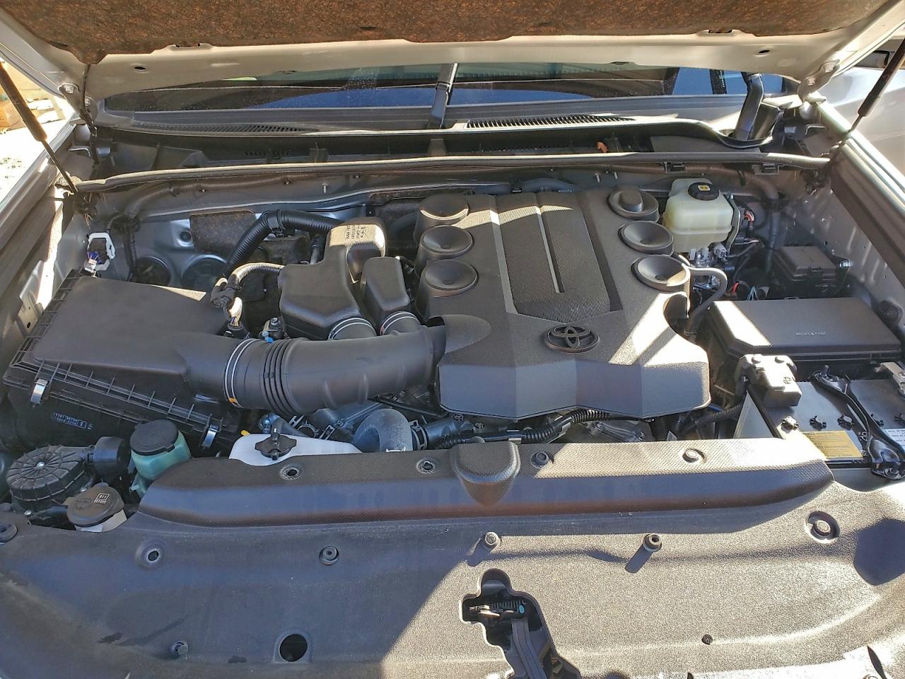 TOYOTA 4RUNNER SR5 PREMIUM