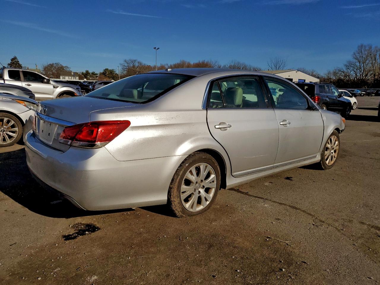 TOYOTA AVALON BASE