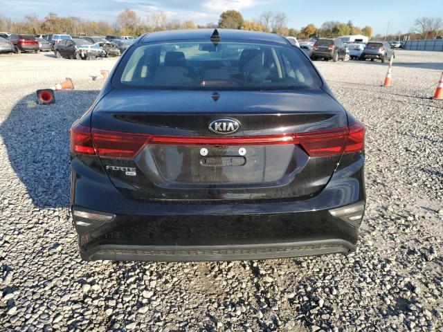 2021 KIA FORTE FE #3301605666