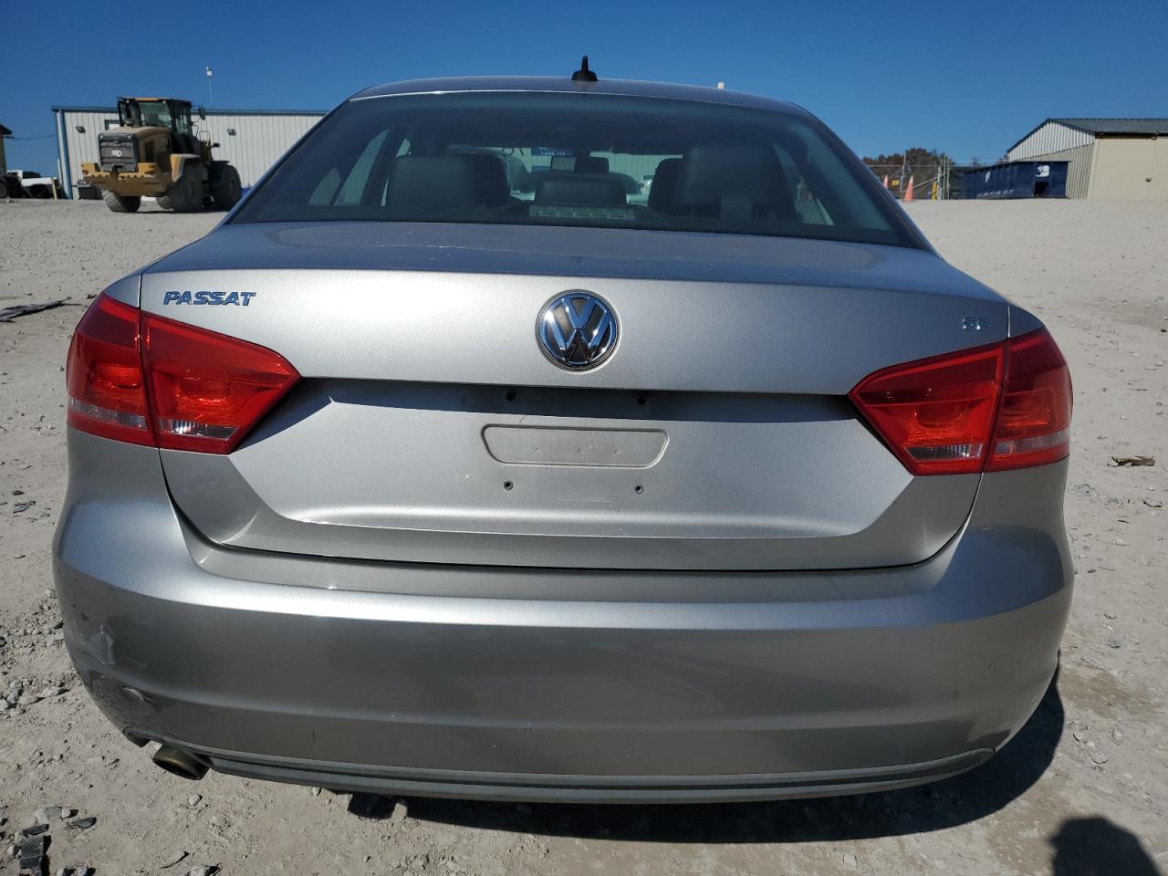 VOLKSWAGEN PASSAT SE