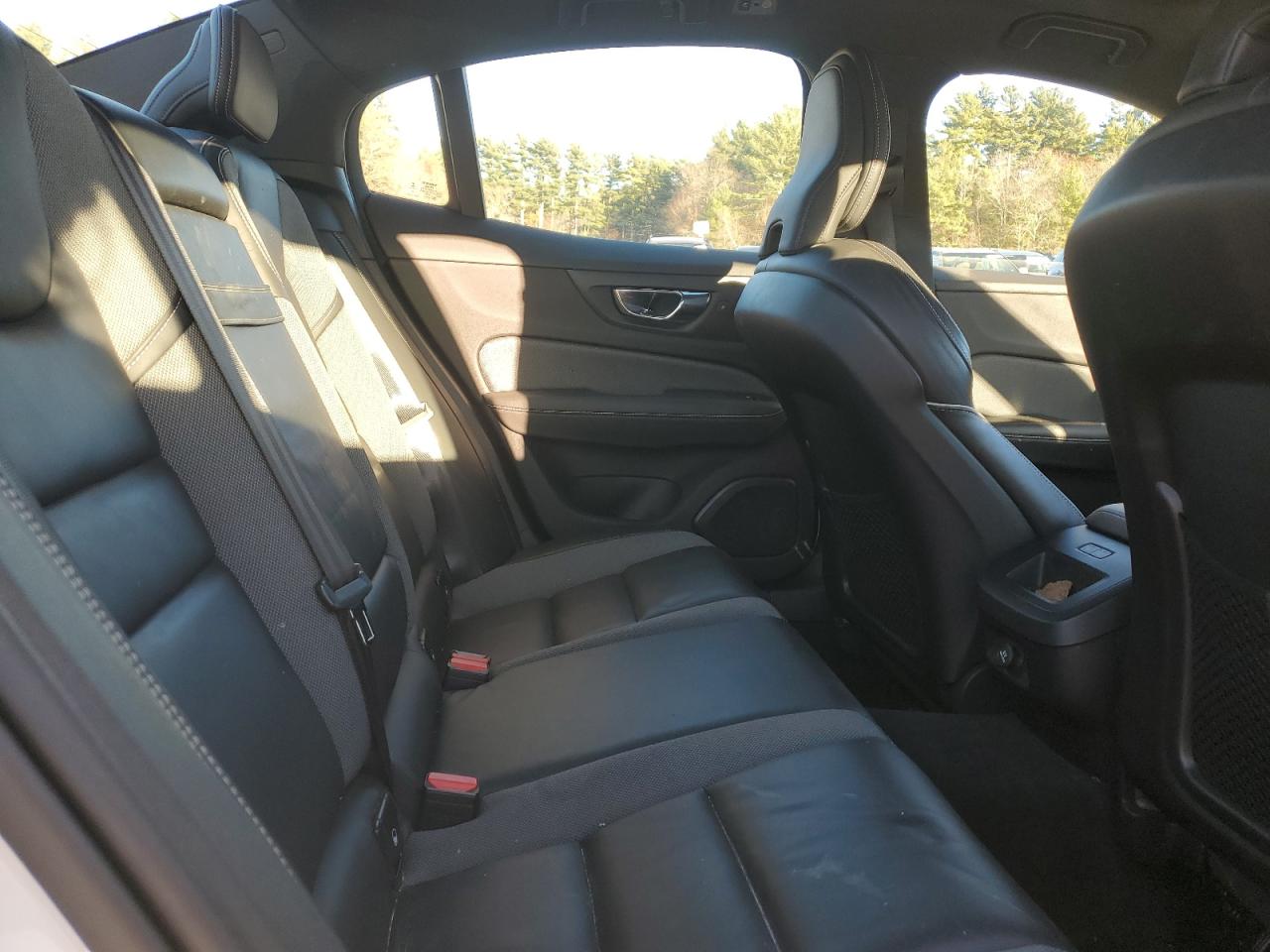 VOLVO S60 T6 R-DESIGN