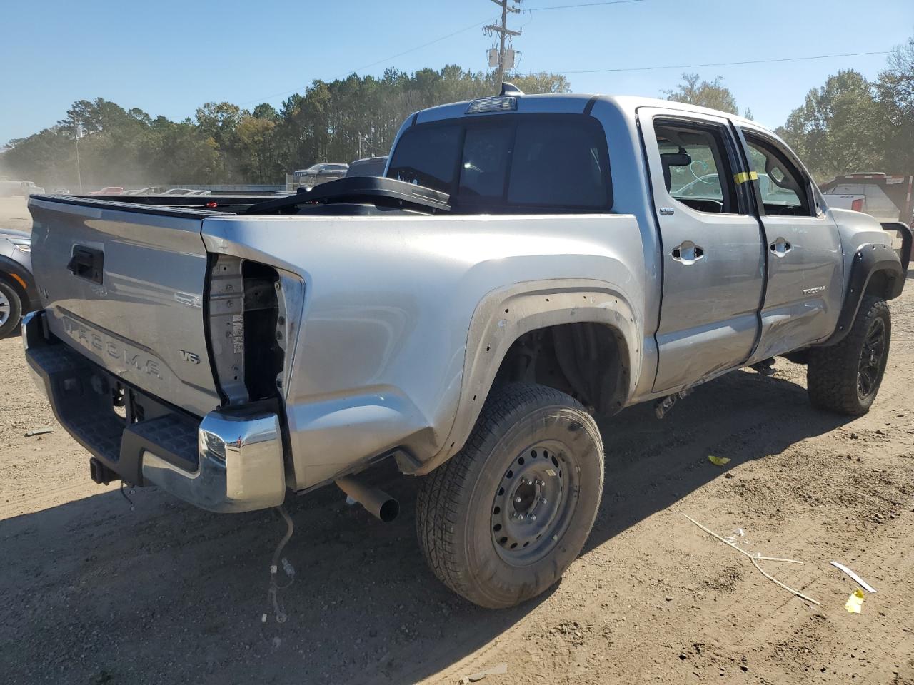Lot #3311641256 2017 TOYOTA TACOMA DOU