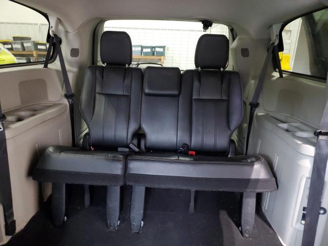 2015 CHRYSLER TOWN & COU - 2C4RC1BG3FR545431