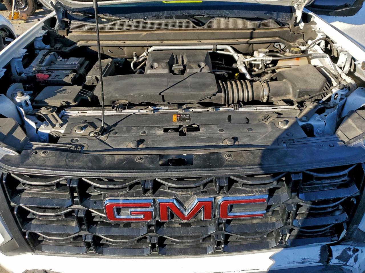 GMC CANYON ELEVATION