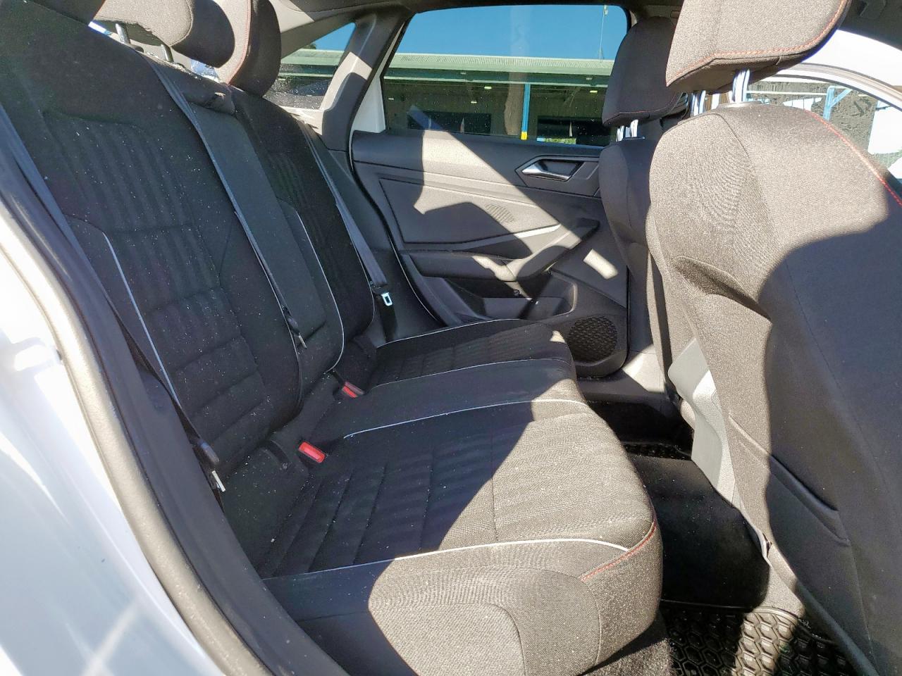 VOLKSWAGEN JETTA GLI