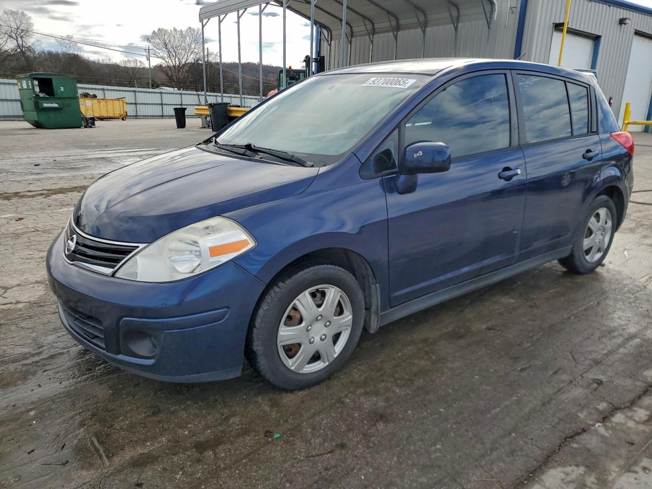 NISSAN VERSA S