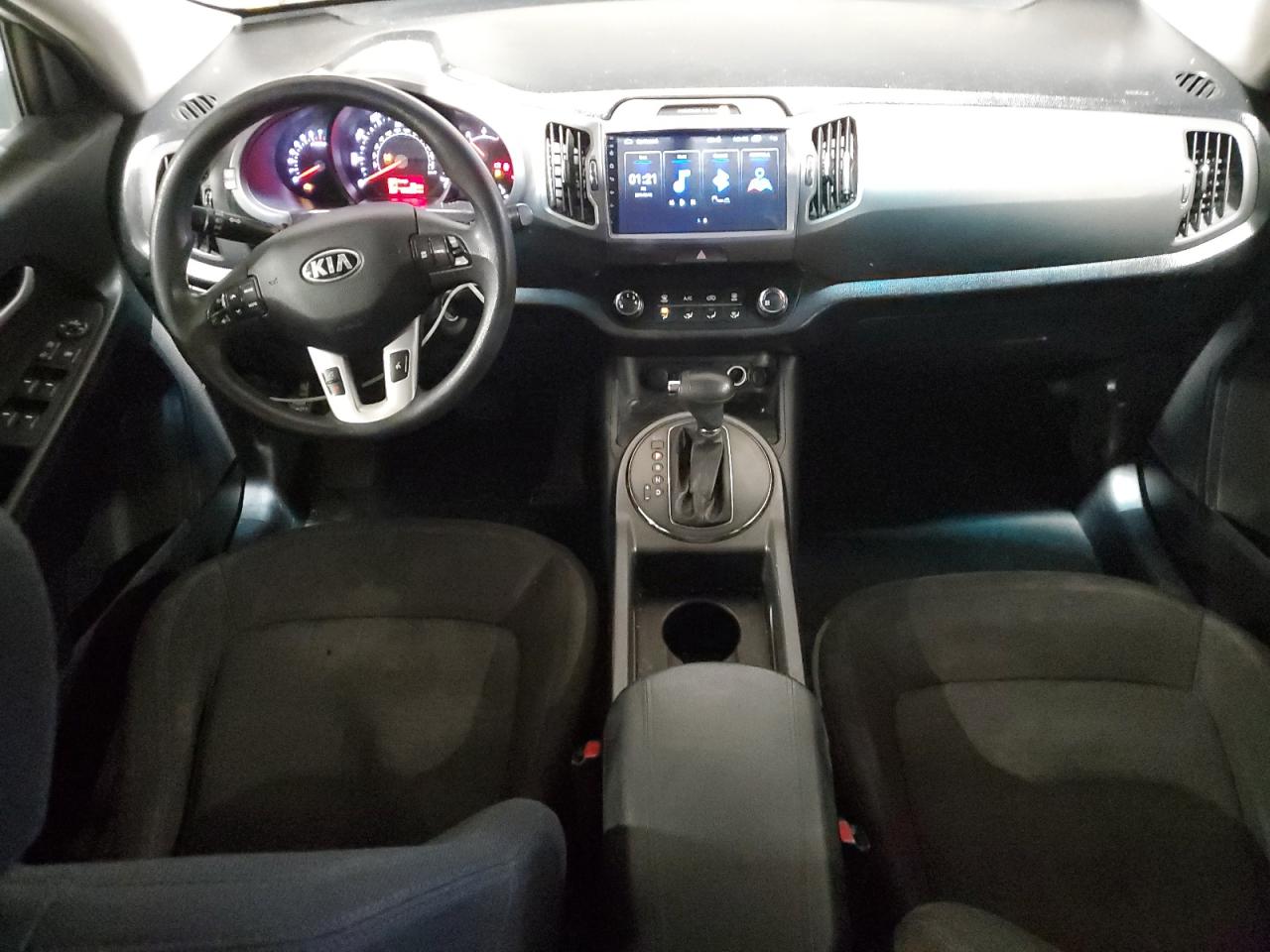 KIA SPORTAGE LX