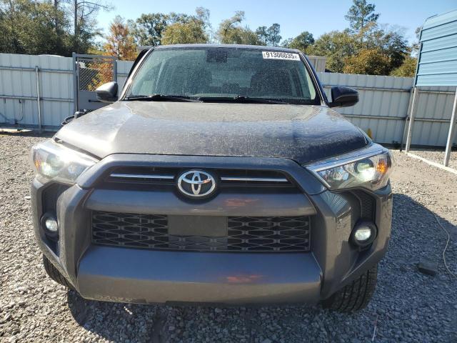 2021 TOYOTA 4RUNNER SR - JTEEU5JR1M5235631