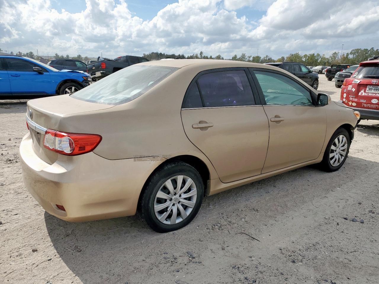 TOYOTA COROLLA BASE