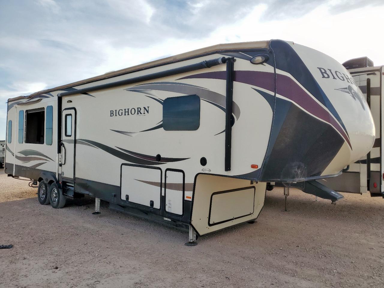 Lot #3287706035 2018 BIGH TRAVEL TRA