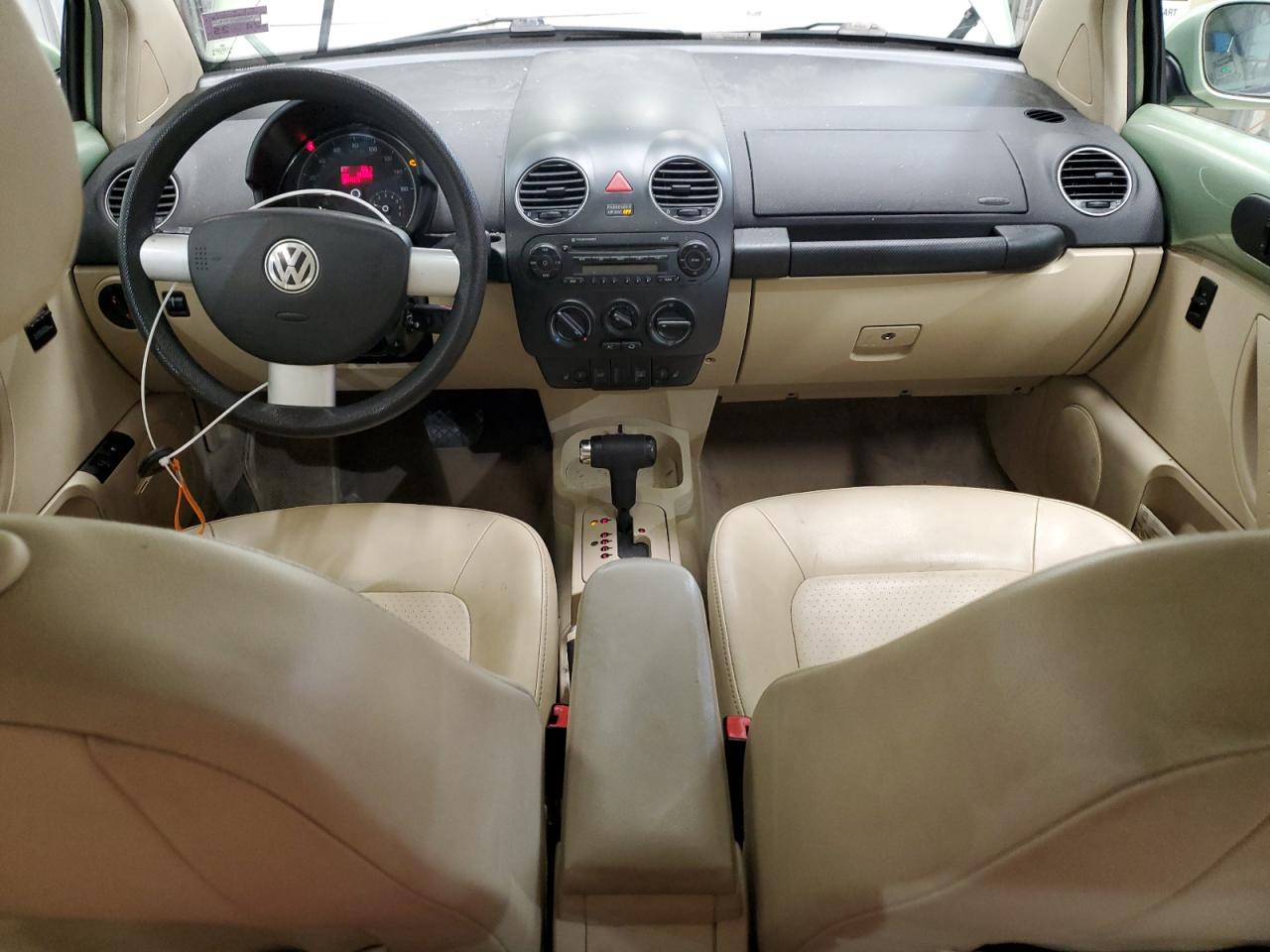 Lot #3285595307 2008 VOLKSWAGEN NEW BEETLE