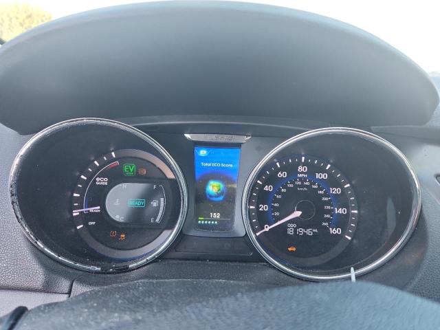 2013 HYUNDAI SONATA HYB - KMHEC4A48DA095666