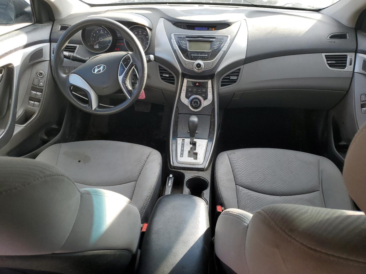 HYUNDAI ELANTRA GLS