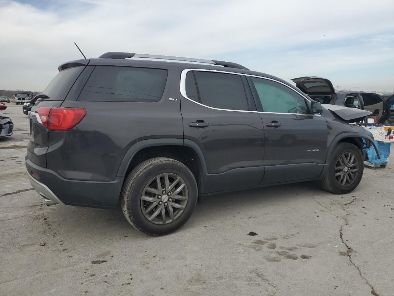GMC ACADIA SLT-1